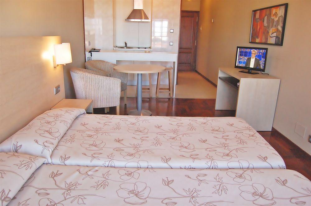 Apartamentos Portazgo A Coruña Zewnętrze zdjęcie
